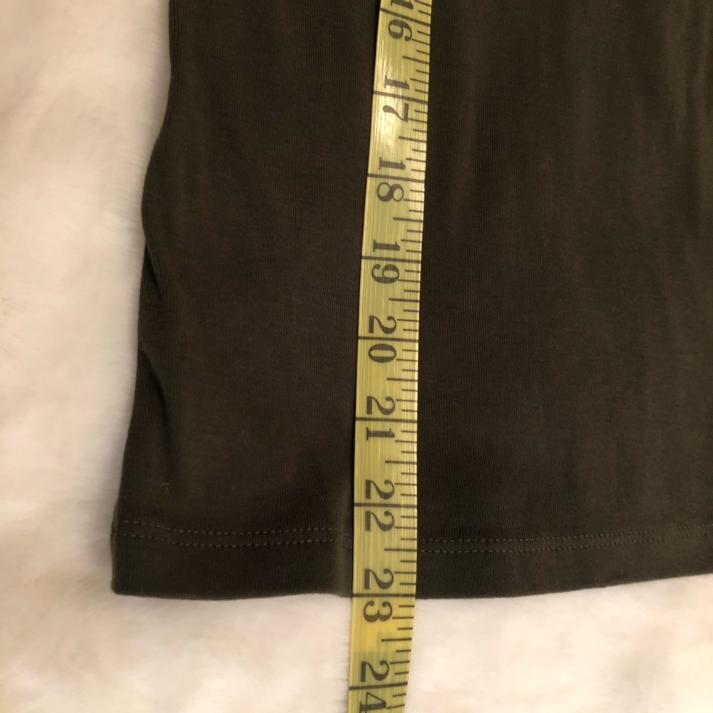 Talbots Tee - Picture 5 of 8